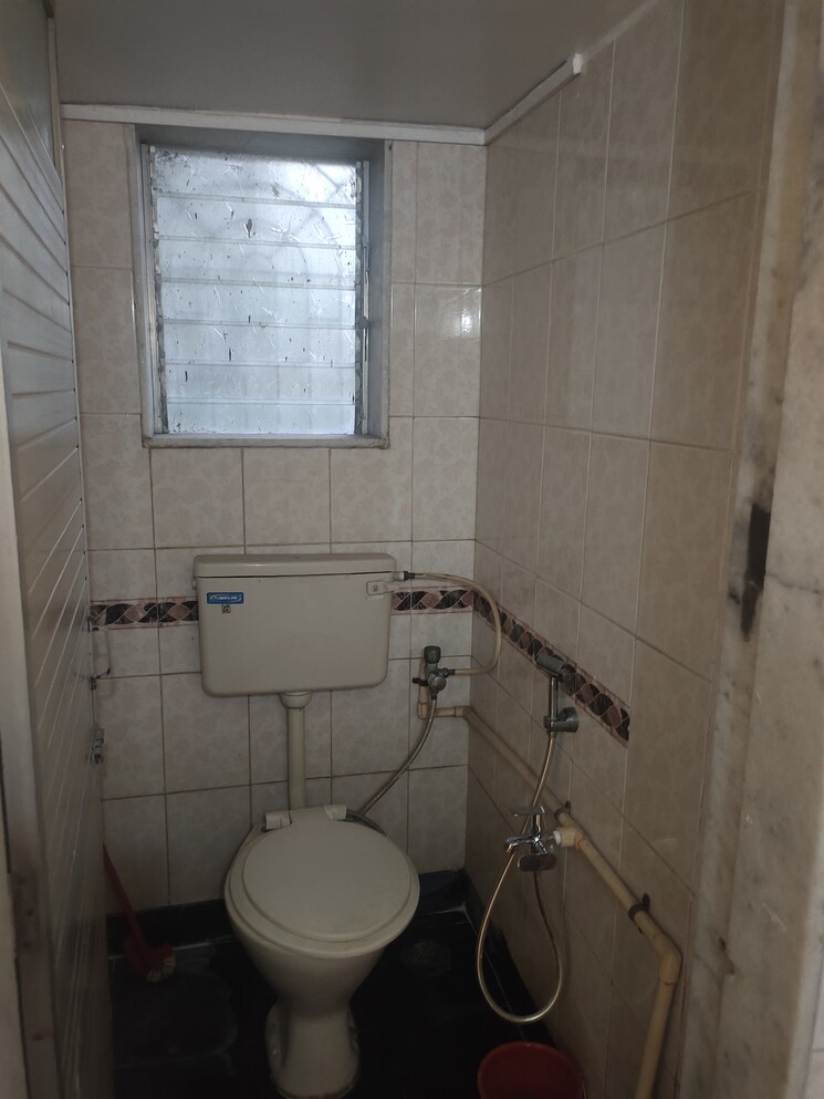 Bathroom, indira-apartments 1 Bedroom 600 Sq.Ft. Apartment In Govandi East Mumbai 7662621