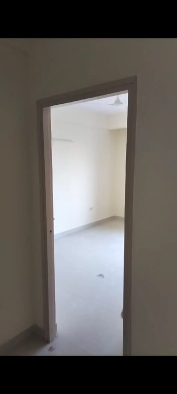 Room in 1 BHK Apartment at GLS Avenue 51, Sector 92 – for Sale