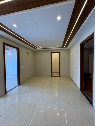 Room in 3 BHK Apartment at Sector 117 – for Sale