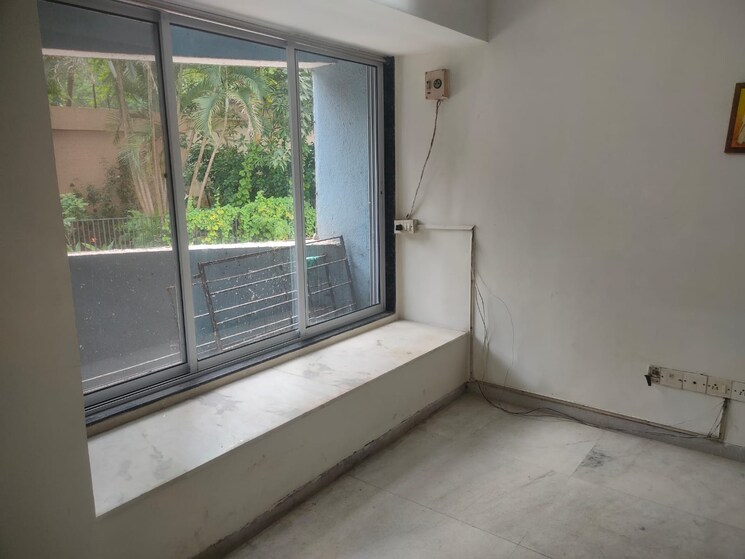 Room, lake-side-cooperative-housing-society 1 Bedroom 487 Sq.Ft. Apartment In Chandivali Mumbai 7662730