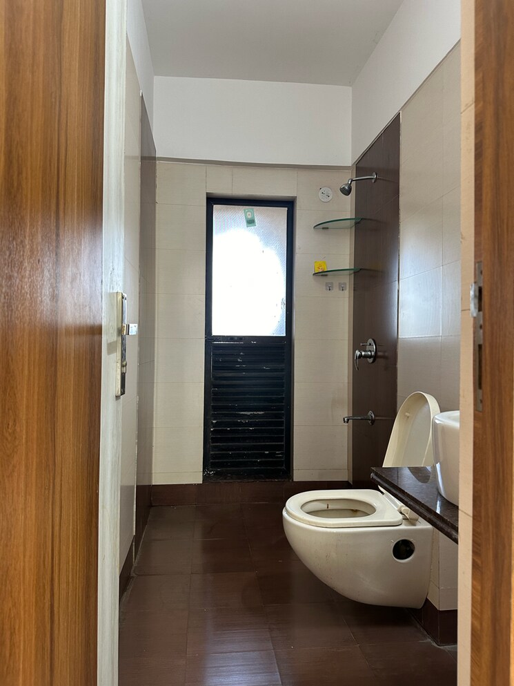 Bathroom, aniruddha-laxmi-icon 2 Bedroom 810 Sq.Ft. Apartment In Seawoods Sector 44a Navi Mumbai 7663271