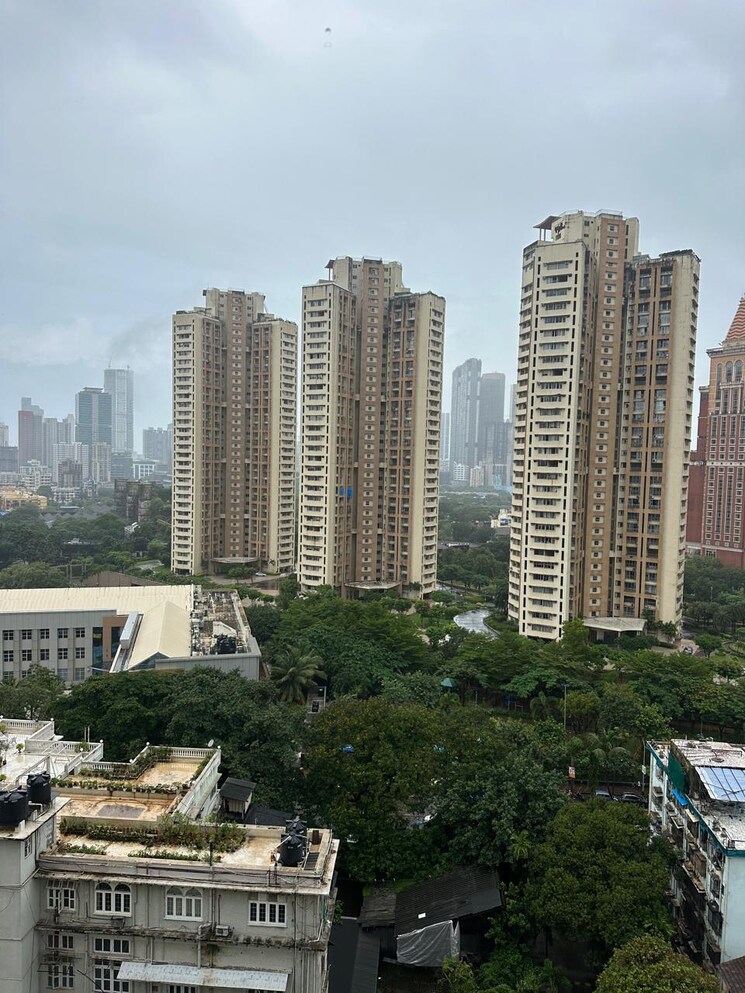 Exterior View, kalpataru-habitat-mumbai 2 Bedroom 750 Sq.Ft. Apartment In Parel Mumbai 7663310