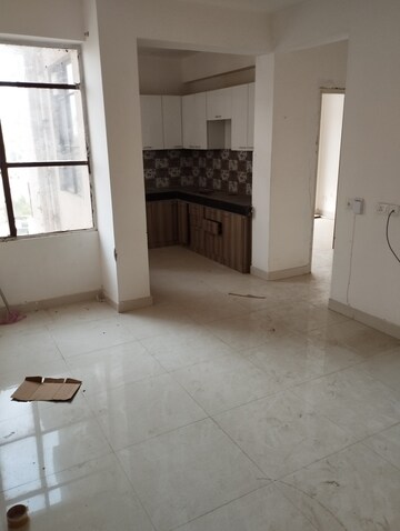 Room in 2 BHK Apartment at Pyramid Elite, Sector 86 – for Sale