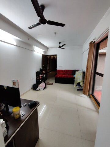 Master Bedroom in 2 BHK Apartment at Lodha Palava City, Dombivli East – for Sale