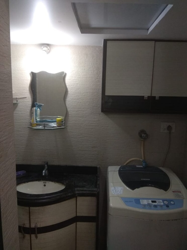 Bathroom, kashish-park-tower-b 1 Bedroom 345 Sq.Ft. Apartment In Lal Bahadur Shastri Road Thane 7663364