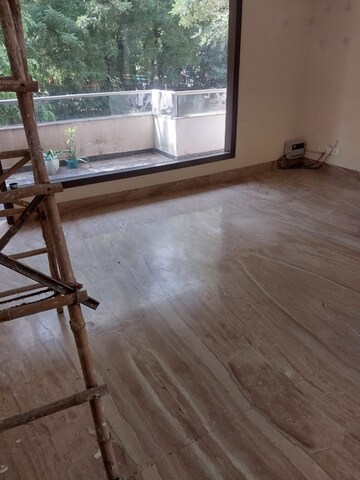 Balcony in 2 BHK Builder Floor at Smart World Orchard, Sector 61 – for Sale
