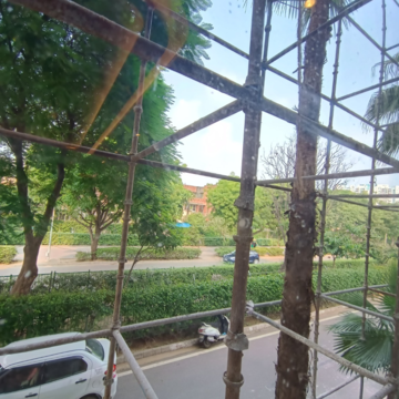 Balcony in 4 BHK Builder Floor at Unitech Nirvana Country Plots, Sector 50 – for Sale