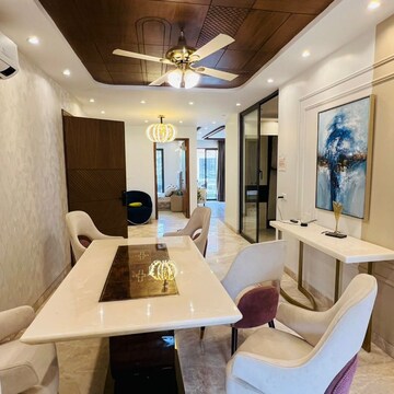 Team Area in 4 BHK Builder Floor at Anant Raj Estate The Villas, Sector 60 – for Sale