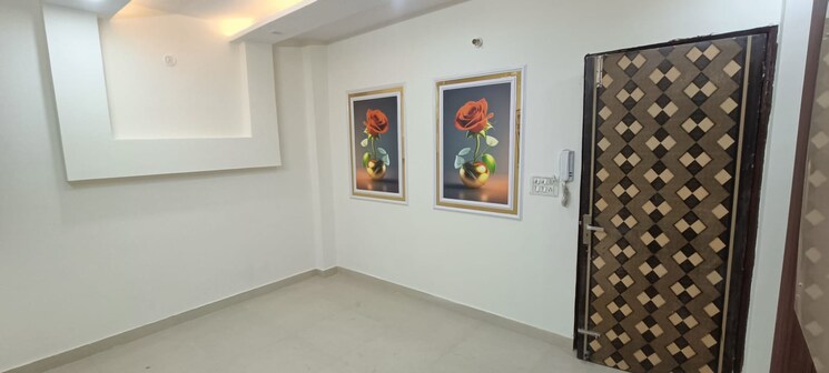 Room, dwarka mor 1 Bedroom 50 Sq.Yd. Builder Floor In Dwarka Mor Delhi 7665070