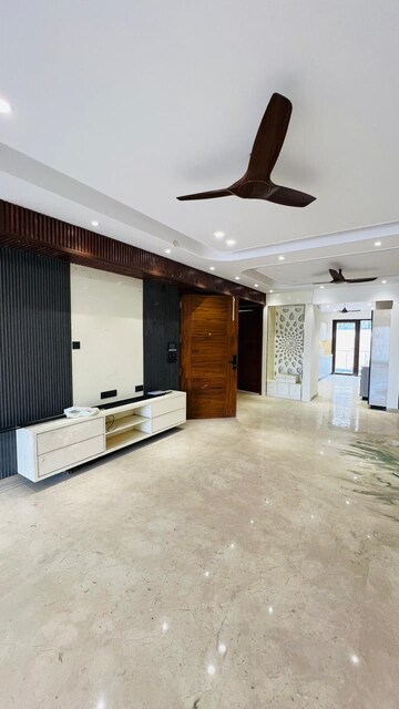 Building Lobby in 4 BHK Builder Floor at Anant Raj Estate The Villas, Sector 60 – for Sale
