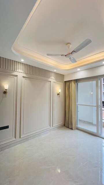 Building Lobby in 3 BHK Builder Floor at Signature Global Prime, Sector 63a – for Sale