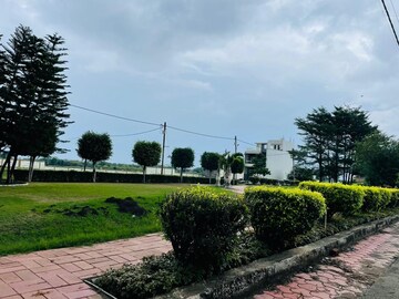  Plot – Garden View at Super Corridor - for Sale
