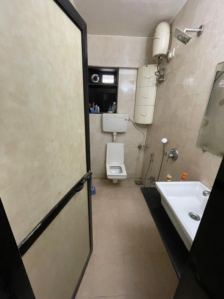 Master Bedroom, d1-d2-lokupwan-phase-ii-chs-ltd 2 Bedroom 950 Sq.Ft. Apartment In Kapur Bawdi Thane 7665224