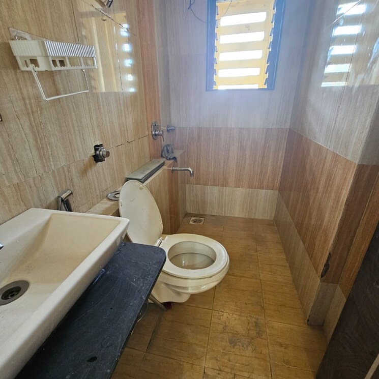 Bathroom, bhoomi-ekta-garden-phase-iii 2 Bedroom 1027 Sq.Ft. Apartment In Khande Rao Dongari Mumbai 7665243