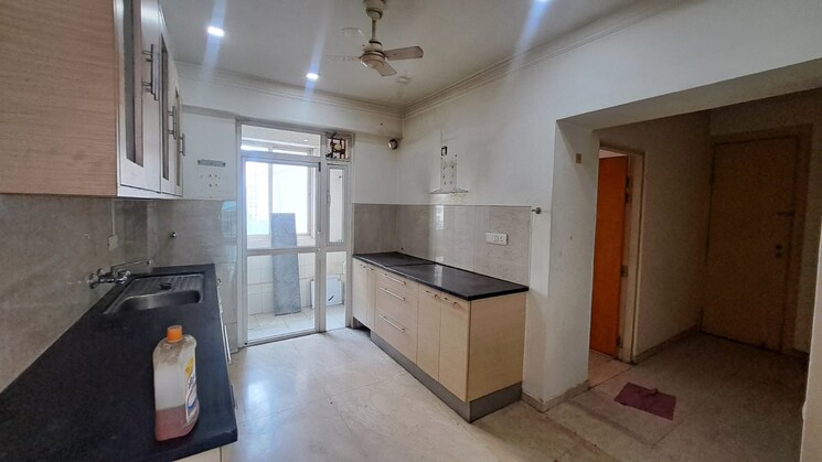 Kitchen, hiranandani-meadows 4 Bedroom 2400 Sq.Ft. Apartment In Manpada Thane 7665315