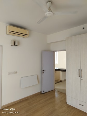 2 BHK Apartment For Rent in Emaar MGF The Palm Drive Studios Sector 66 Gurgaon  7665666