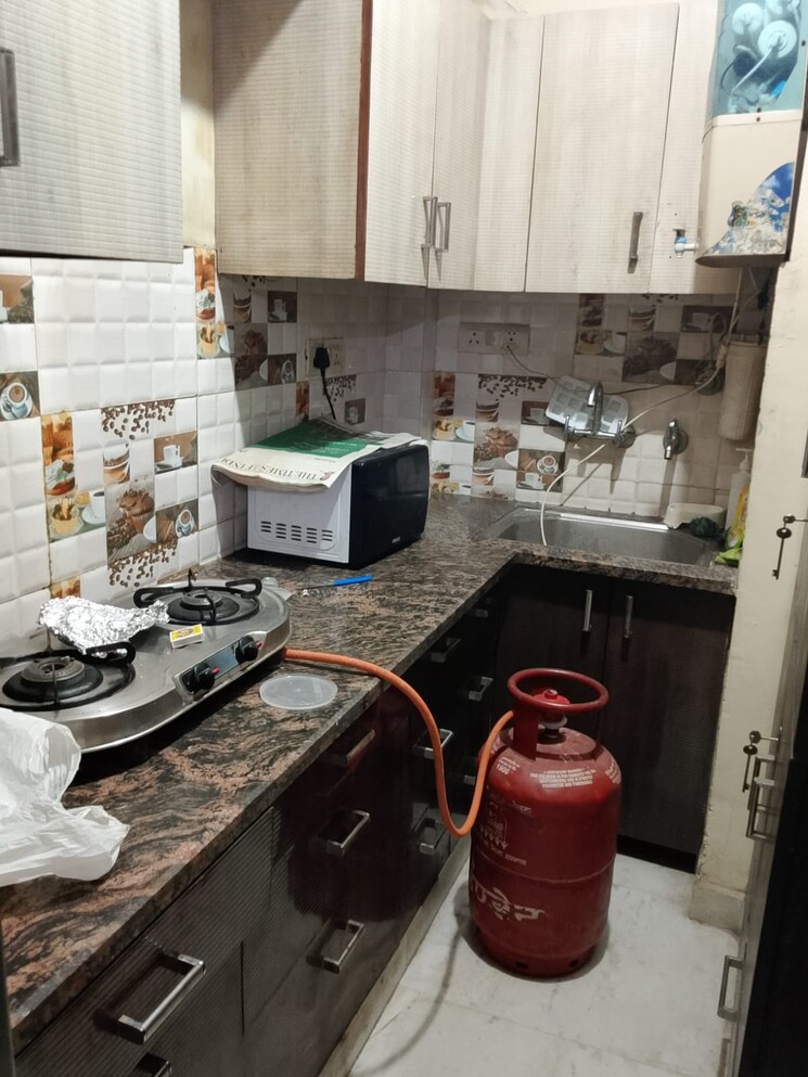 Kitchen, rohini sector 6 1 Bedroom 700 Sq.Ft. Builder Floor In Rohini Sector 6 Delhi 7665658