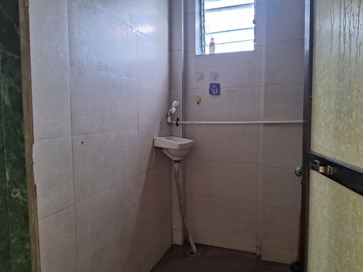 Bathroom, davine-apartment 1 Bedroom 600 Sq.Ft. Apartment In Kopar Khairane Navi Mumbai 7665927