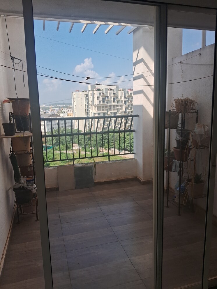 Terrace, kolte-patil-beryl 3 Bedroom 1186 Sq.Ft. Apartment In Kharadi Pune 7666020