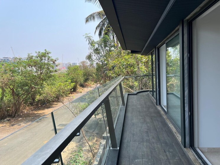 Balcony, dlh-legacy 3 Bedroom 1280 Sq.Ft. Apartment In Juhu Mumbai 7666119