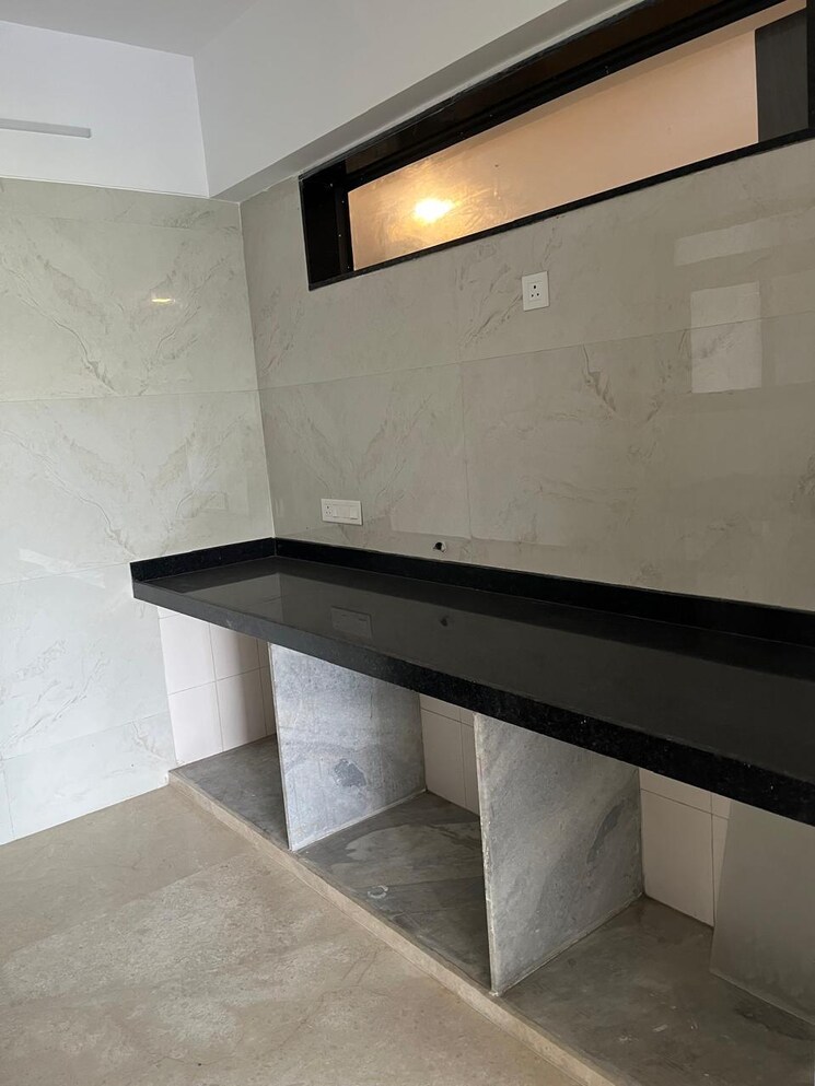 Kitchen, dlh-legacy 3 Bedroom 1280 Sq.Ft. Apartment In Juhu Mumbai 7666119