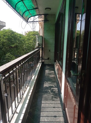 Balcony in 3 BHK Builder Floor at Safdarjang Enclave – for Sale