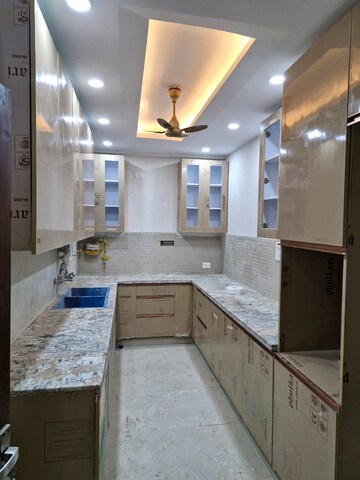 रेसिडेंशियल बिल्डर फ्लोर वर्ग फुट फॉर रेंट इन मालवीया नगर दिल्ली  7666461