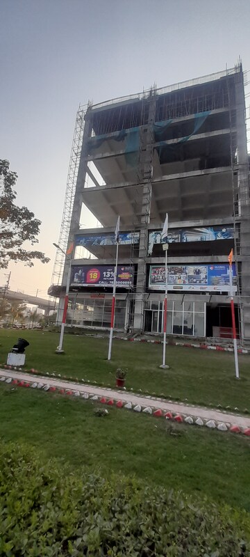  Shop – Exterior View View at Delta I Greater Noida - for Sale