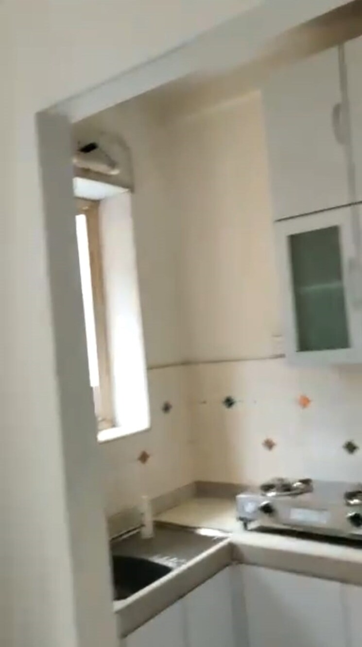 Bathroom, sunita-apartments 1 Bedroom 430 Sq.Ft. Apartment In Colaba Mumbai 7666863