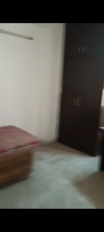Room in 3 BHK Independent House at Chattarpur – for Sale