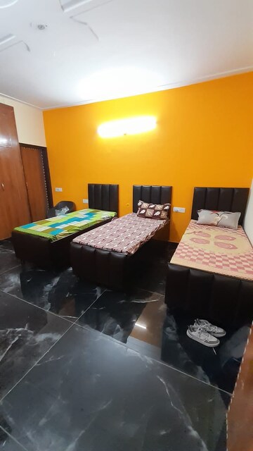Room in  Pg at Sector 71 – for Rent