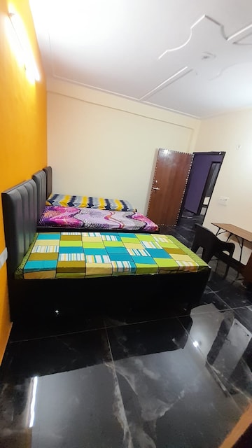 Room in  Pg at Sector 71 – for Rent