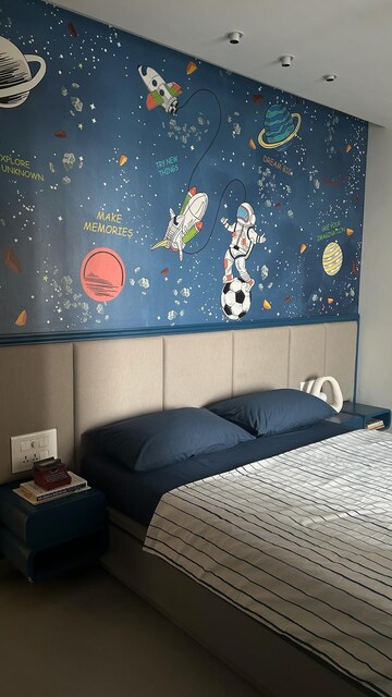 Master Bedroom in 4 BHK Apartment at Lodha Evoq, Wadala – for Sale