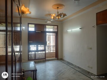 Room in 2.5 BHK Builder Floor at Mehrauli – for Sale