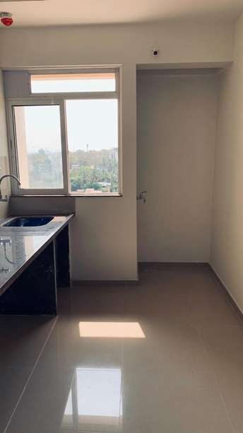 2 BHK Apartment For Rent in Haware Dahlia Kasarvadavali Thane  7668058