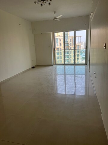 1 BHK Apartment For Sale in Rdc Pinewood, Kasarvadavali