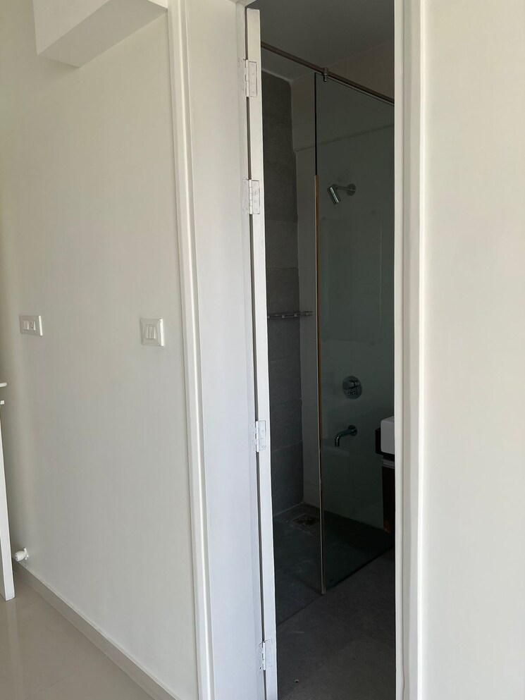 undefined, rdc-pinewood 1 Bedroom 420 Sq.Ft. Apartment In Kasarvadavali Thane 7668240