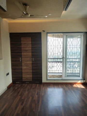 Room in 3 BHK Apartment at Kalash Sankalp, Nerul – for Sale