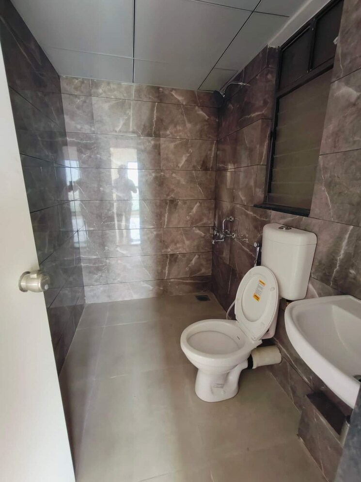 Bathroom, ganga-new-town 2 Bedroom 743 Sq.Ft. Apartment In Dhanori Pune 7668581