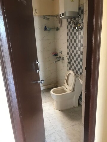 Bathroom in 3.5 BHK Apartment at Gaur City 2 - 16th Avenue, Sector 16c Greater Noida – for Sale