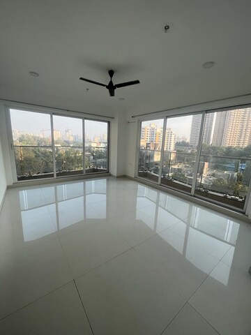 2 BHK Apartment For Sale in Soham Crystal Spires, Ghodbunder Road