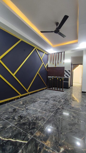 1.5 BHK Builder Floor For Sale in Sector 73