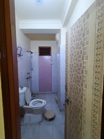 Bathroom in 3 BHK Builder Floor at Dwarka Mor – for Rent