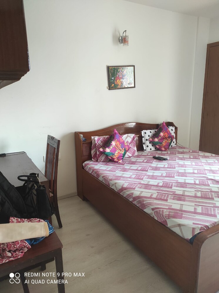 Bedroom, unitech-south-city-1 3.5 Bedroom 2200 Sq.Ft. Builder Floor In Sector 41 Gurgaon 7669019