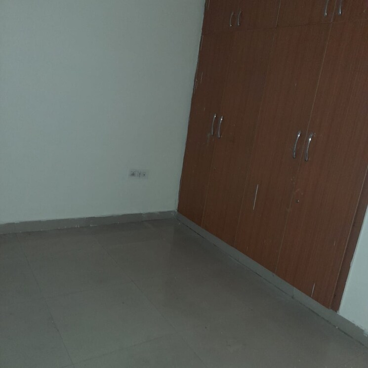 Room, supertech-oxford-square 2 Bedroom 1067 Sq.Ft. Apartment In Panchsheel Green Greater Noida 7669085