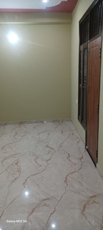 Room in 2 BHK Independent House at Wazirganj – for Rent