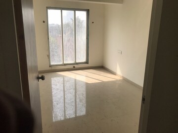 Room in 1 RK Apartment at Greenfields Apartment, Lower Parel – for Sale