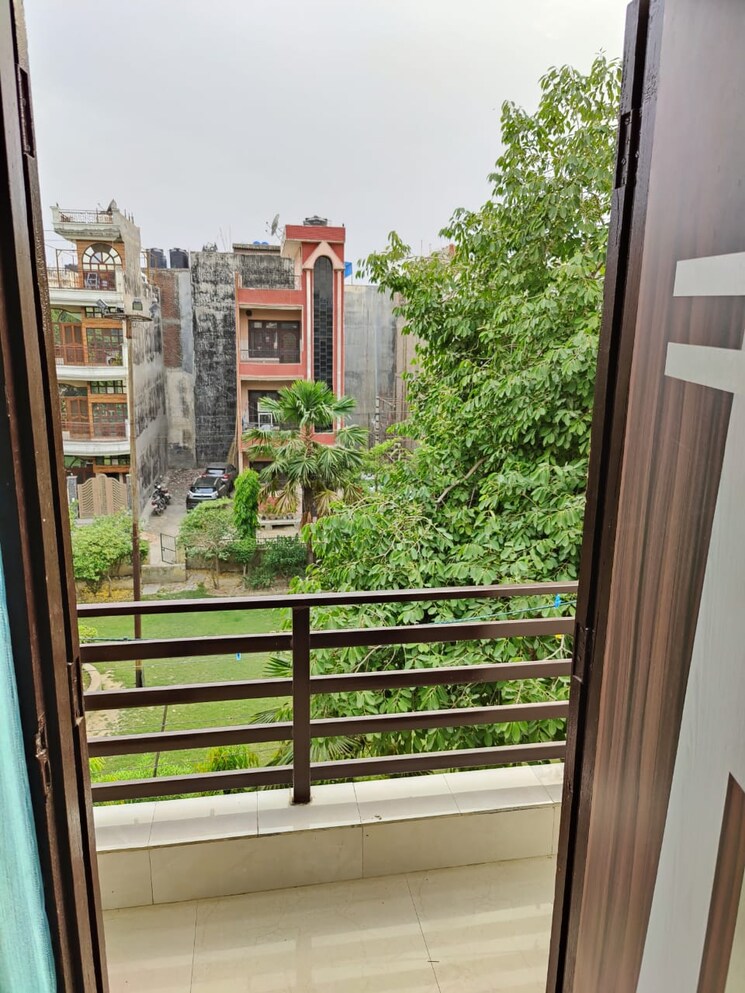 Balcony, vasundhara sector 5 2 Bedroom 750 Sq.Ft. Builder Floor In Vasundhara Sector 5 Ghaziabad 7669224