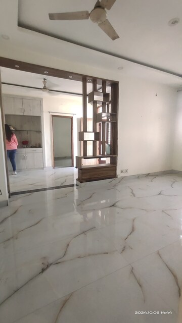 रेसिडेंशियल फ्लैट वर्ग फुट फॉर रेंट इन सेक्टर 7 द्वारका दिल्ली  7669314