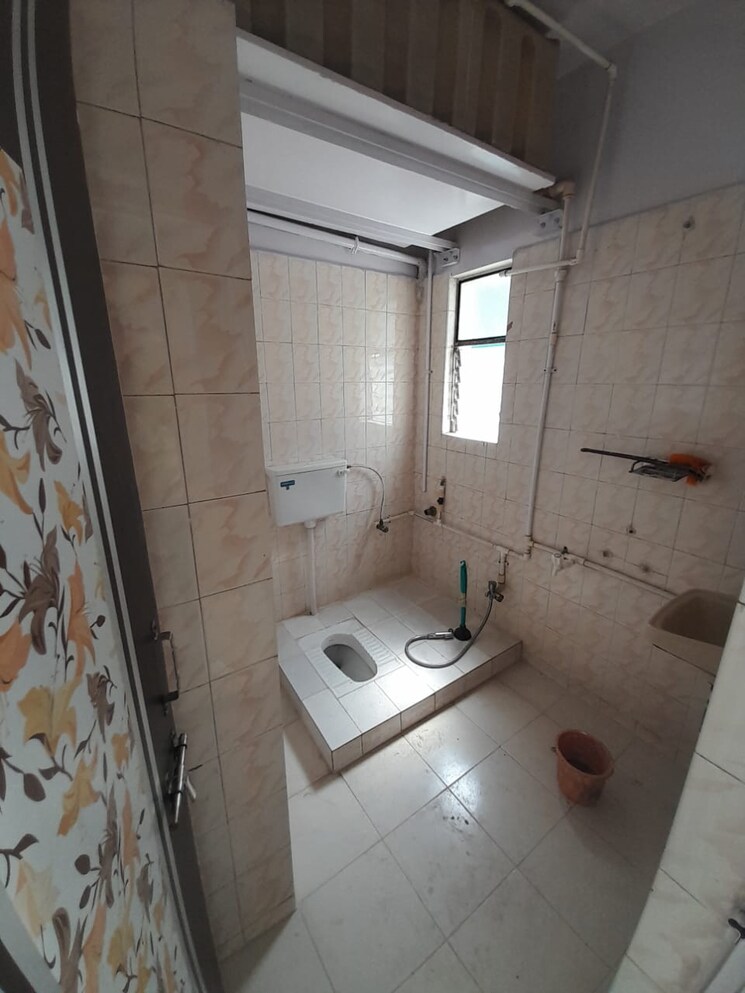Bathroom, kausar baugh 2 Bedroom 1200 Sq.Ft. Apartment In Kausar Baugh Pune 7669412